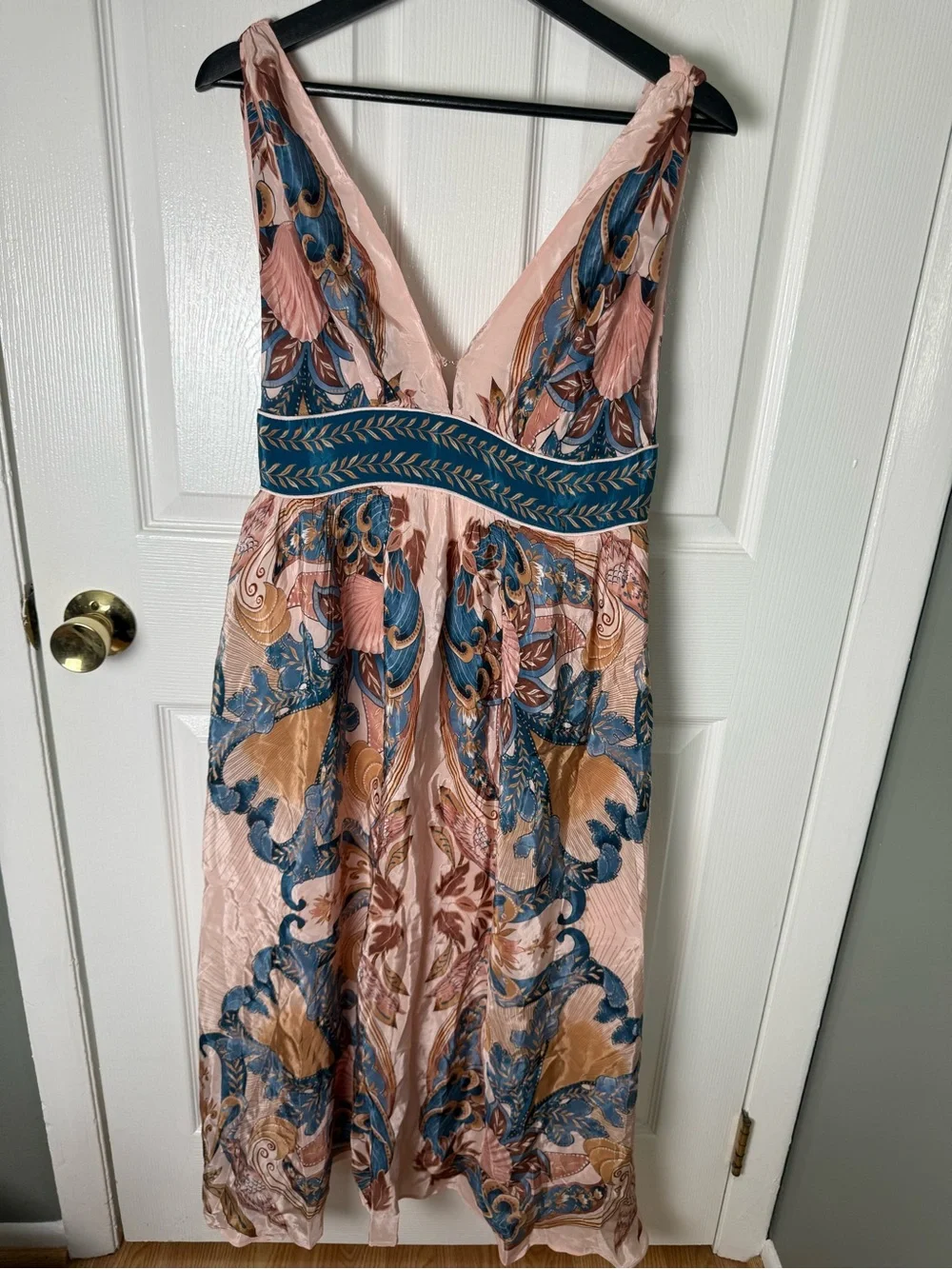 Farm Rio Soft Pink Garden Scarf V Neck Midi Dress M - Picture 2 of 7